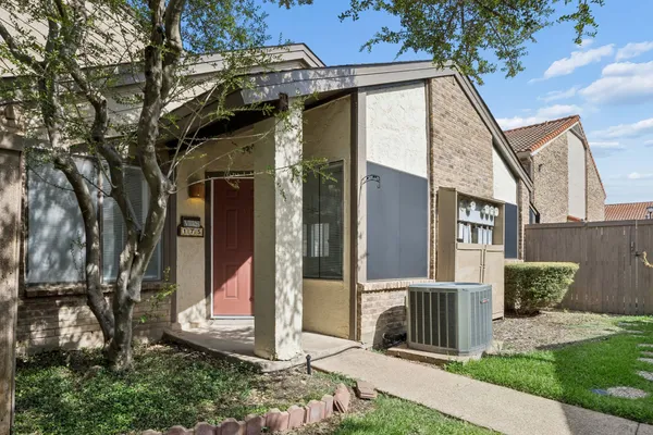 821 DUBLIN DR 175