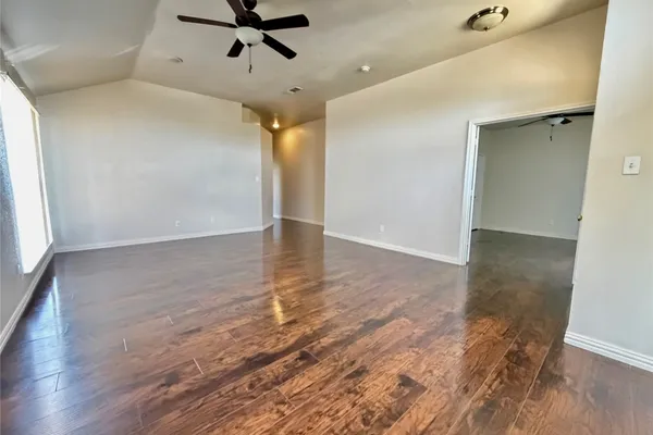 5408 DOVE DR