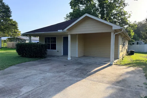 424 BAKER CIR
