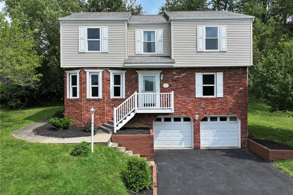116 DAMIAN CT