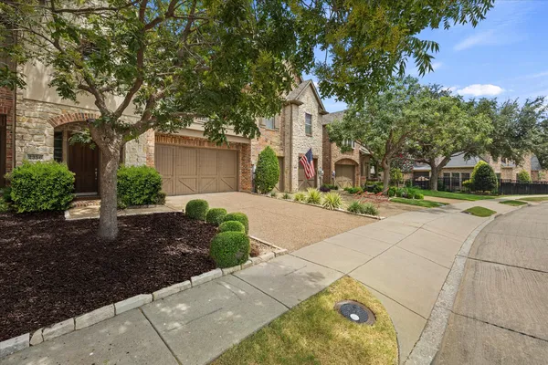 2356 CHELSEA DR