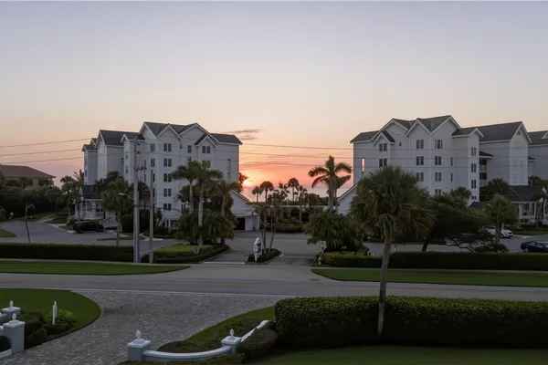 2743 OCEAN DR 47E