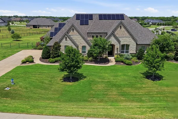 1020 HIGHLAND DR