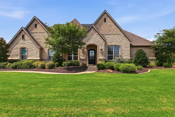 1020 HIGHLAND DR