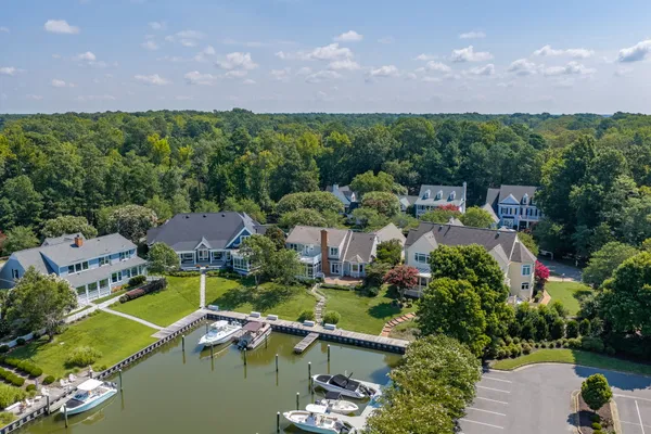 1616 HARBOR RD