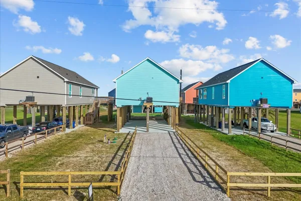 4828 BLUEWATER