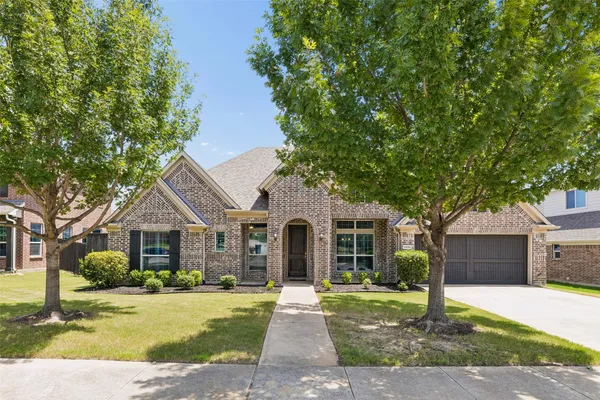 1493 BENTGRASS DR