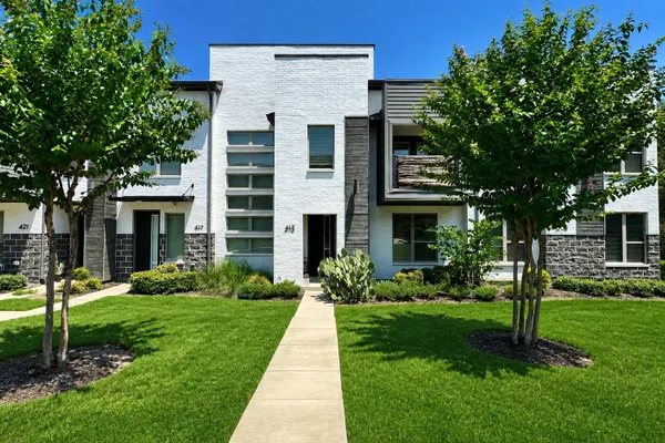 413 HARMON DR