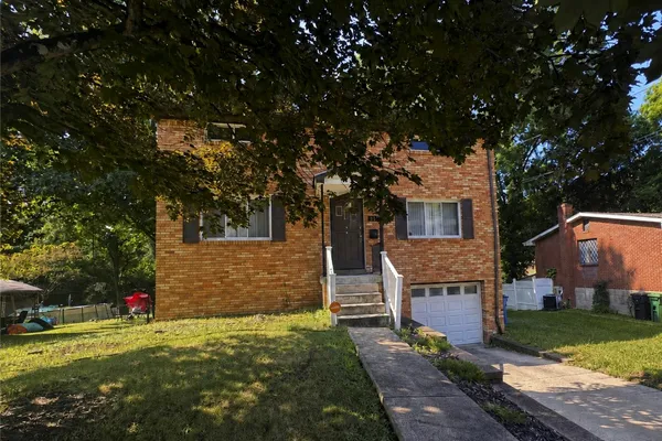 216 SHENANDOAH DR