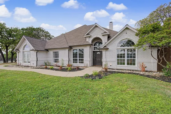 1029 OAKRIDGE CT