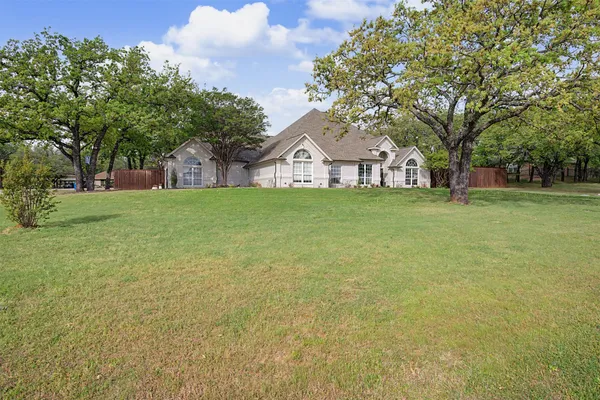 1029 OAKRIDGE CT