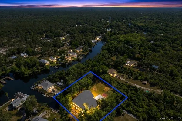 11590 N KAYAK PT