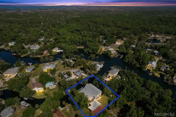 11590 N KAYAK PT