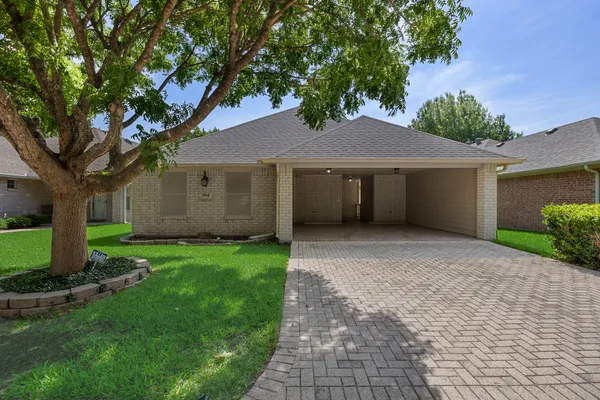 104 ENCHANTED CT