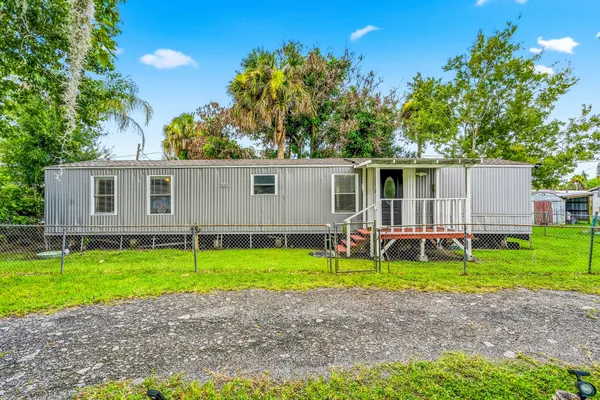5133 MELISSA LN