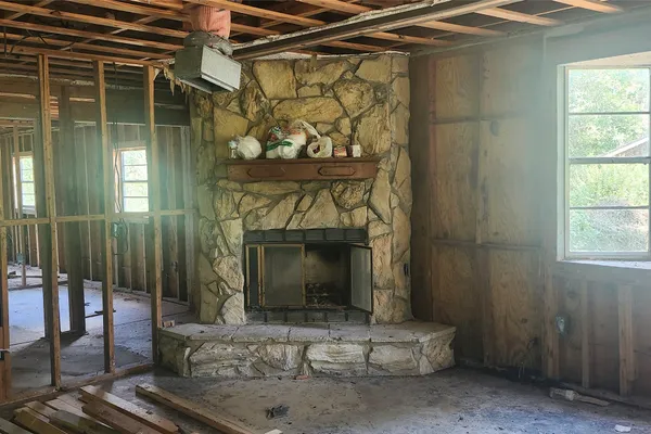 5810 COUNTY RD 924