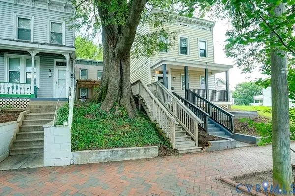 1410 W CLAY ST