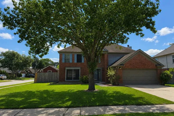 3901 SPRING GARDEN DR