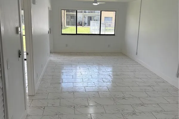 606 GERALD AVE 112