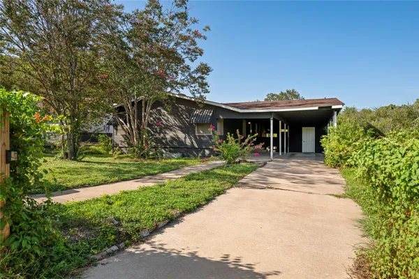 402 PHILCO DR