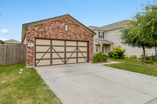 811 SCREECH OWL DR