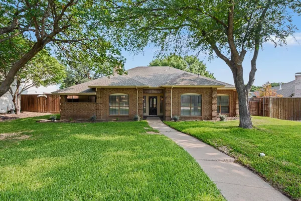 4425 AVONSHIRE LN