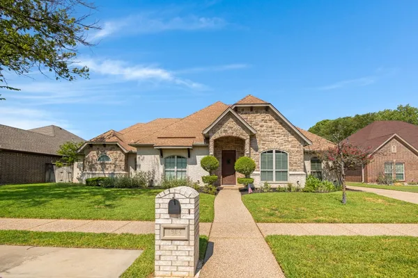 1904 MELBOURNE DR