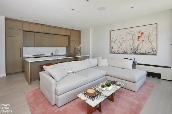 210 LAFAYETTE ST 1C