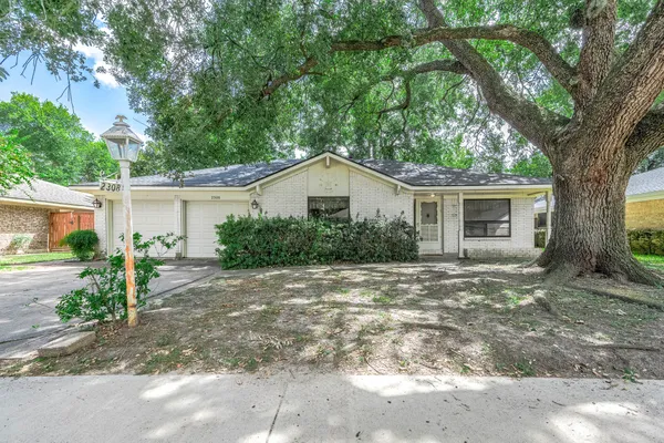 2308 FLORENCE AVE