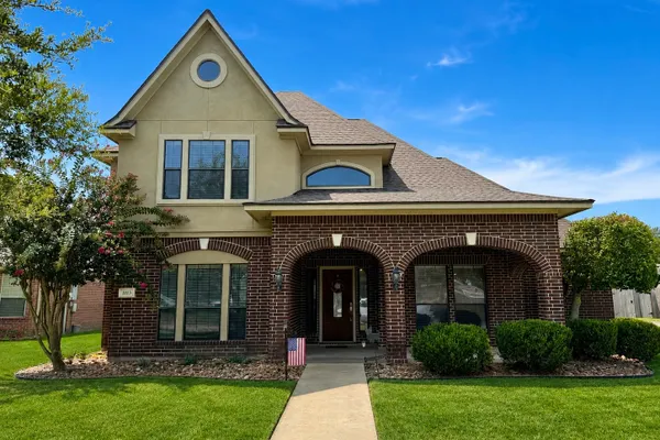 1113 ENCHANTED OAKS DR
