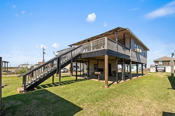 1546 UPTON LN
