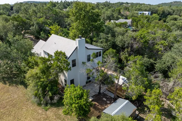 400 N LAURELWOOD DR