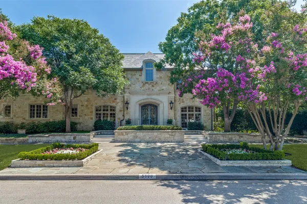 5800 ARMSTRONG PKWY