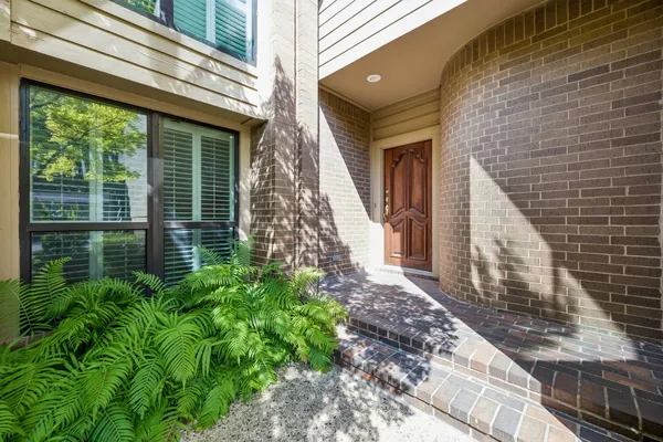 5126 WESTGROVE DR 5126