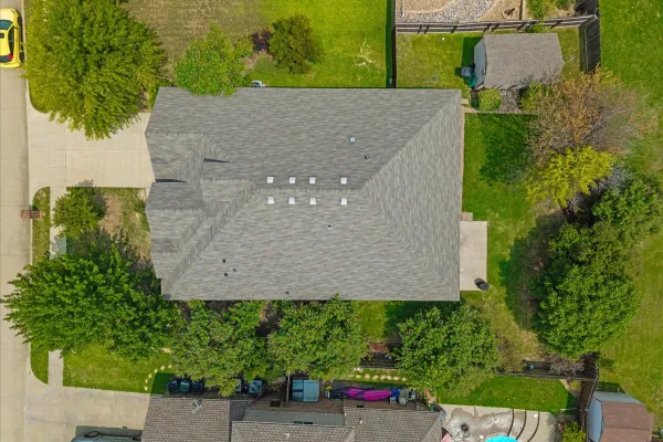 102 BRIARSTONE DR