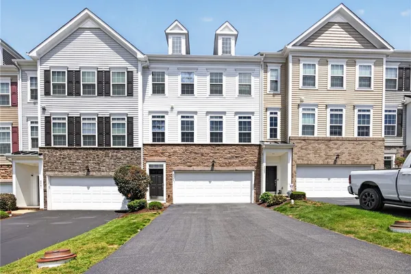2263 FLINT DR