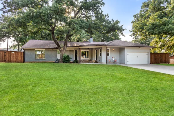 149 REDWOOD DR