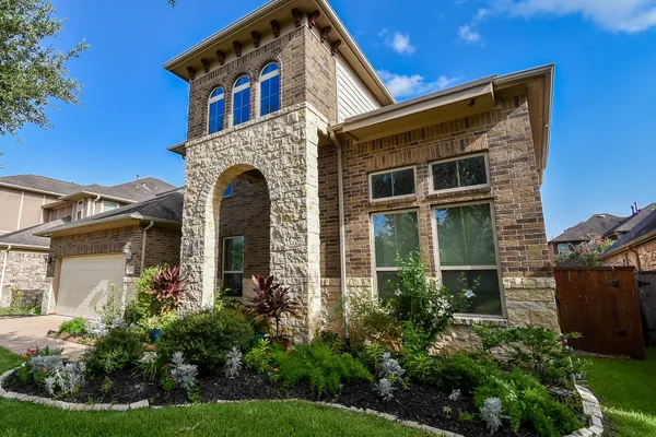 27807 ASHBROOK FALLS CT