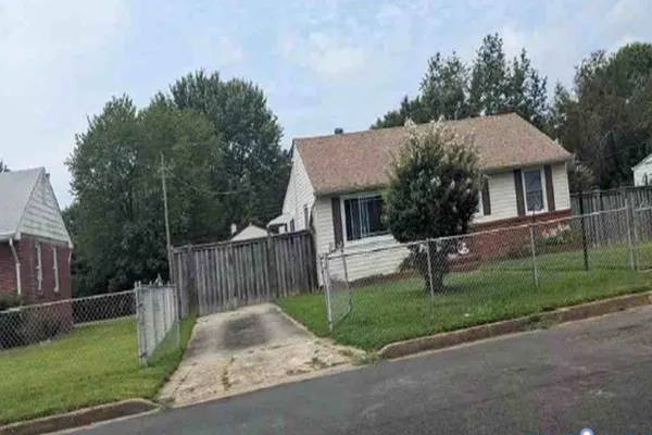 3606 MONTCLAIR RD