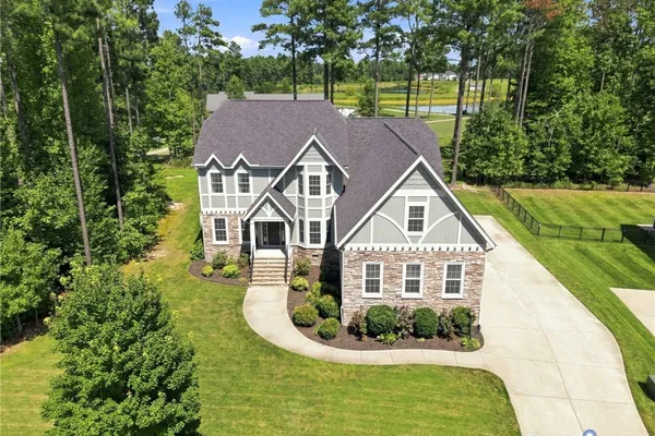 6907 CARDEN PARK DR
