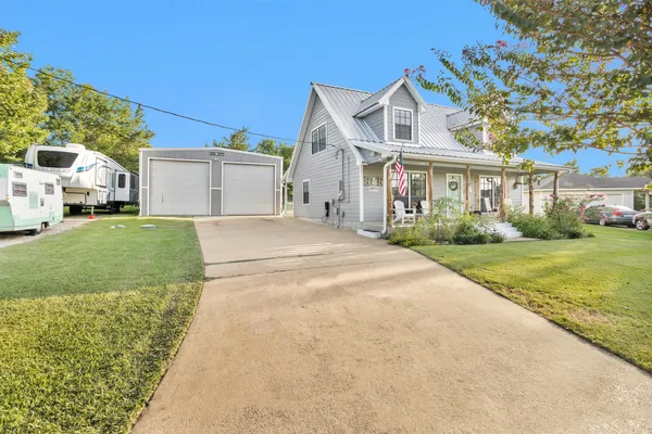 12310 LAKEVIEW MANOR DR