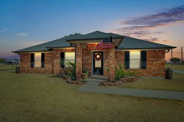 229 HARVEY LN
