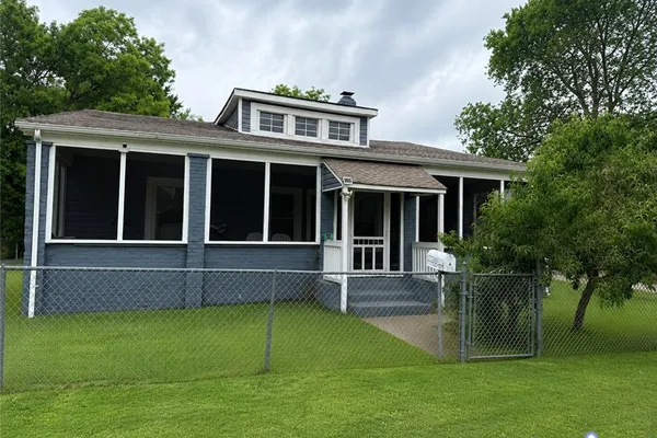 510 N 7TH AVE