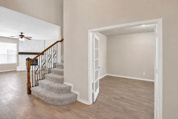 1606 BALBOA LN