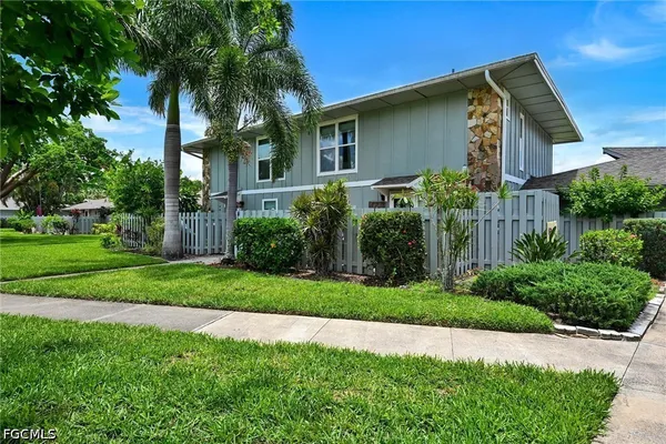 4259 ISLAND CIR 3