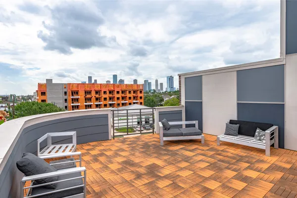 1011 STUDEMONT ST STE 101