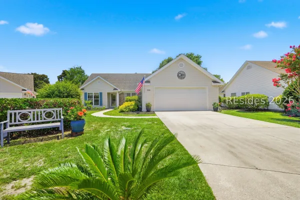1732 AMBERLY DR