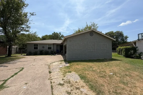 345 OLD MILL CT