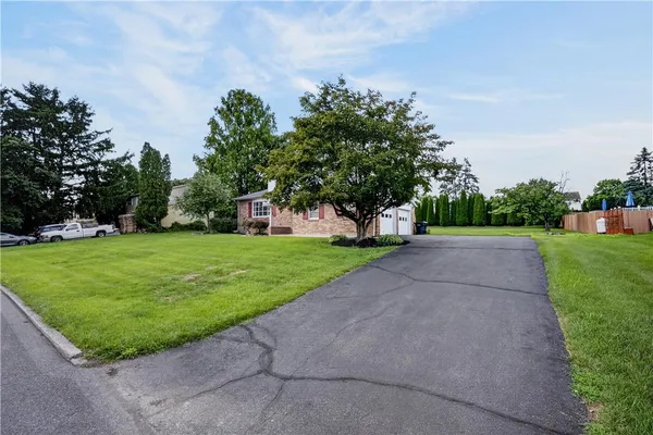 1160 BRENTWOOD AVE