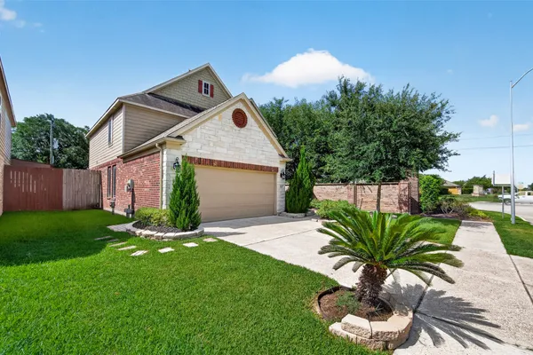 5102 ESPUELA LN